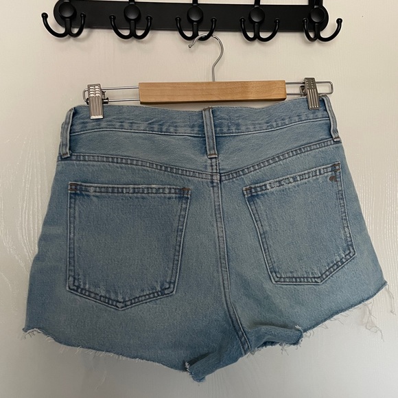 Madewell Relaxed Denim Short - Picture 4 of 5
